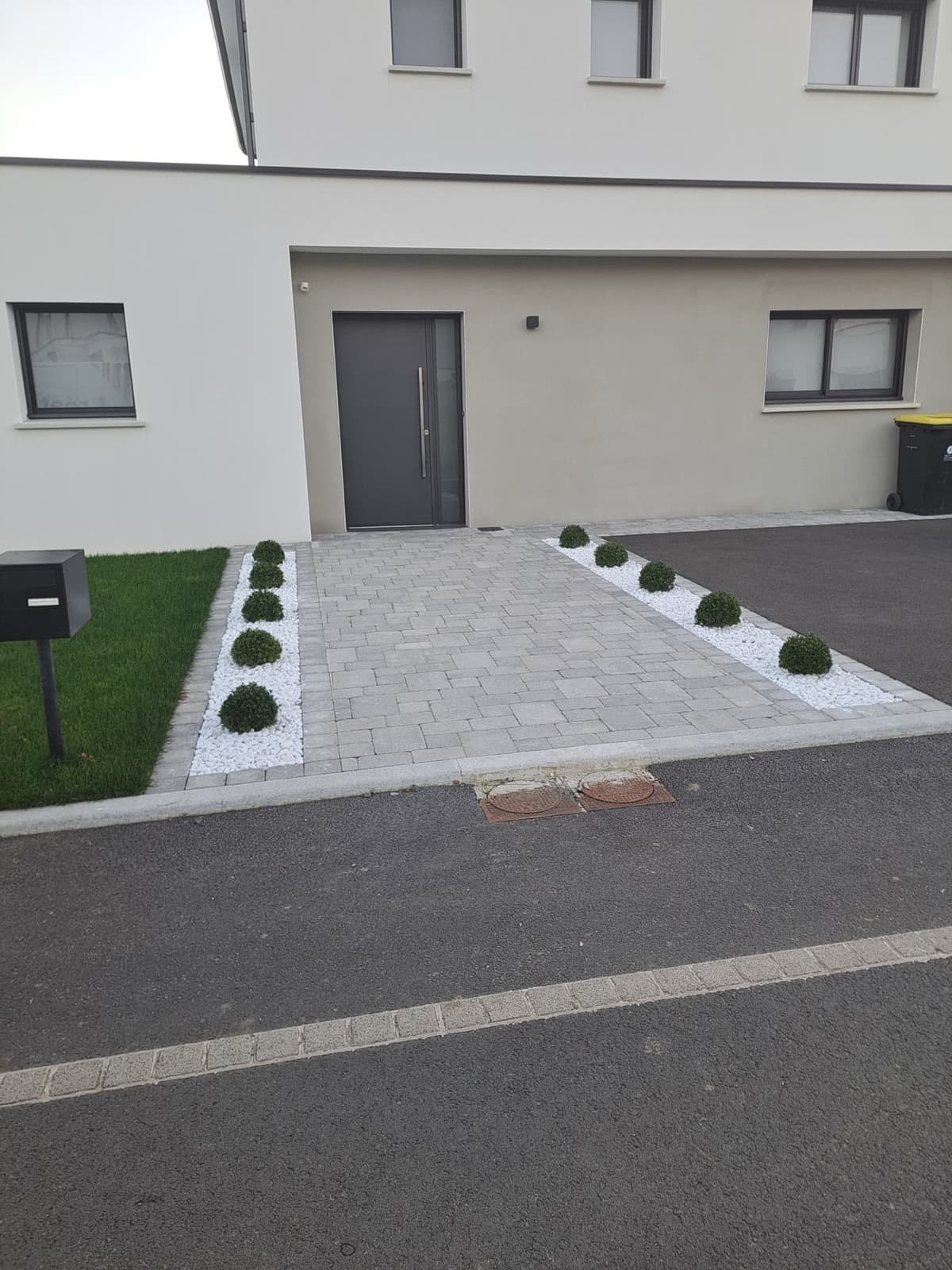 Allée en Pavage Multiformat